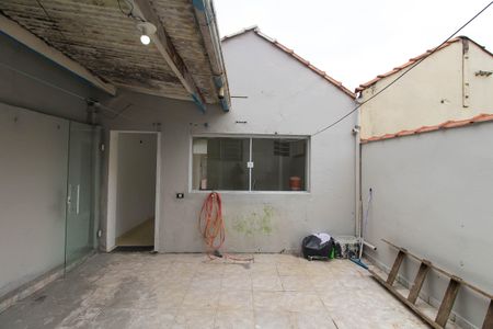 Casa à venda com 143m², 2 quartos e 2 vagas Casa à venda com 143m², 2 quartos e 2 vagasÁrea externa