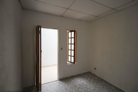 Casa à venda com 143m², 2 quartos e 2 vagas Casa à venda com 143m², 2 quartos e 2 vagasQuarto