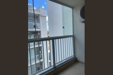 Apartamento à venda com 52m², 2 quartos e 1 vaga Apartamento à venda com 52m², 2 quartos e 1 vagaSacada