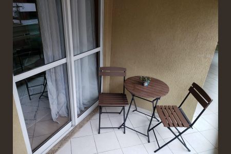 Apartamento à venda com 83m², 3 quartos e 1 vaga Apartamento à venda com 83m², 3 quartos e 1 vagaSacada