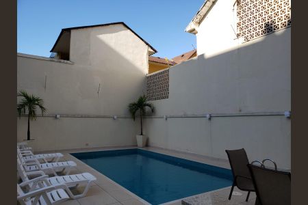 Apartamento à venda com 83m², 3 quartos e 1 vaga Apartamento à venda com 83m², 3 quartos e 1 vagaPiscina