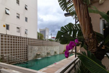 Apartamento para alugar com 34m², 1 quarto e sem vaga Apartamento para alugar com 34m², 1 quarto e sem vagaÁrea comum - Piscina