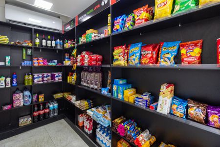 Apartamento para alugar com 34m², 1 quarto e sem vaga Apartamento para alugar com 34m², 1 quarto e sem vagaÁrea comum - Mercado