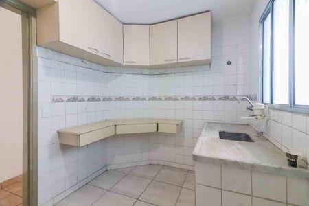 Casa à venda com 74m², 3 quartos e 2 vagas Casa à venda com 74m², 3 quartos e 2 vagasCozinha