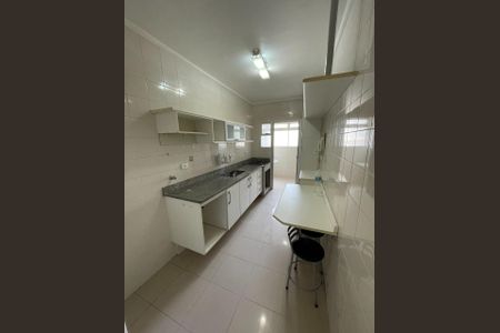 Apartamento à venda com 86m², 3 quartos e 2 vagas Apartamento à venda com 86m², 3 quartos e 2 vagasCozinha