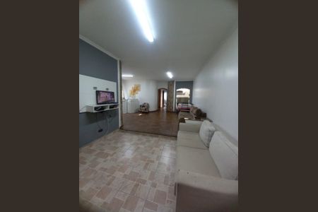 Sala de casa à venda com 2 quartos, 194m² em Água Rasa, São Paulo