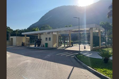 Apartamento para alugar com 76m², 2 quartos e 1 vaga Apartamento para alugar com 76m², 2 quartos e 1 vagaEntrada