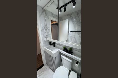 Apartamento à venda com 45m², 2 quartos e 1 vaga Apartamento à venda com 45m², 2 quartos e 1 vagaBanheiro