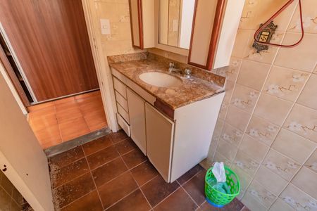 Casa à venda com 300m², 3 quartos e 4 vagasBanheiro Social