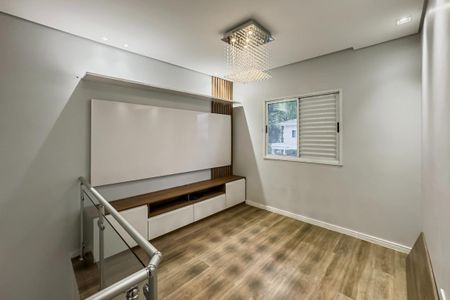 Casa de condomínio à venda com 250m², 3 quartos e 4 vagas