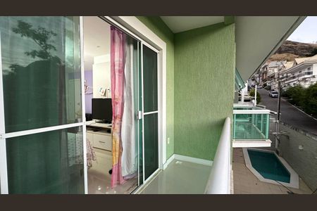 Casa de condomínio à venda com 350m², 3 quartos e 2 vagas Casa de condomínio à venda com 350m², 3 quartos e 2 vagasSuíte 1