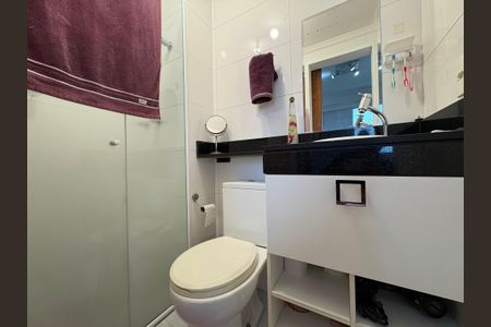 Apartamento à venda com 67m², 3 quartos e 1 vaga Apartamento à venda com 67m², 3 quartos e 1 vagaBanheiro da Suíte
