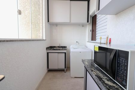 Apartamento à venda com 68m², 2 quartos e 1 vagaÁrea de Serviço