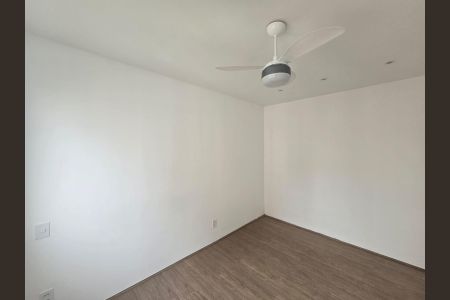 Apartamento à venda com 78m², 3 quartos e 2 vagas Apartamento à venda com 78m², 3 quartos e 2 vagasSuíte