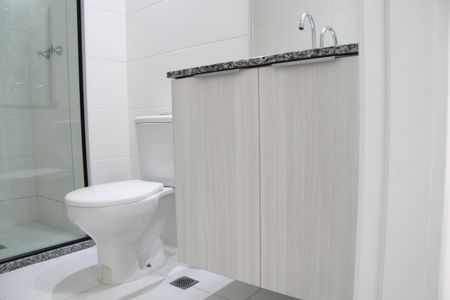 Apartamento à venda com 78m², 3 quartos e 2 vagasBanheiro Social