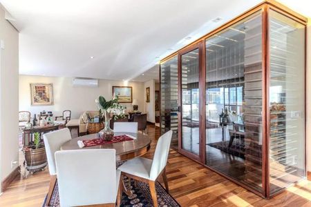 Apartamento à venda com 5 quartos, 658m² em Consolação, São Paulo