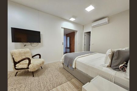 Apartamento à venda com 172m², 3 quartos e 4 vagas