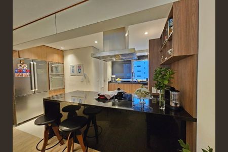 Apartamento à venda com 172m², 3 quartos e 4 vagas