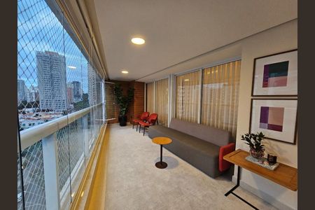 Apartamento à venda com 172m², 3 quartos e 4 vagas