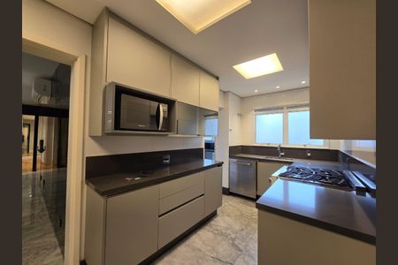 Apartamento à venda com 157m², 3 quartos e 3 vagas