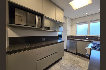 Apartamento à venda com 157m², 3 quartos e 3 vagas
