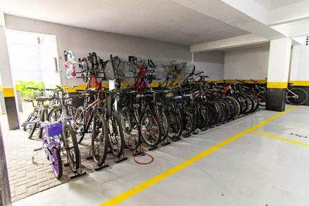 Apartamento à venda com 68m², 2 quartos e 1 vaga