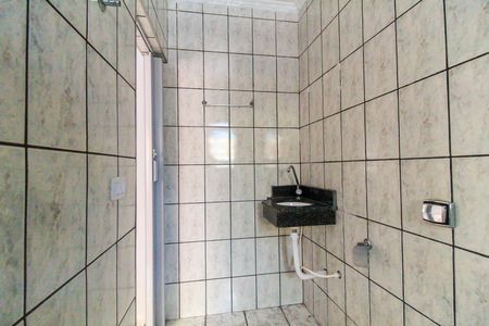 Casa para alugar com 40m², 1 quarto e 1 vaga Casa para alugar com 40m², 1 quarto e 1 vagaBanheiro Social