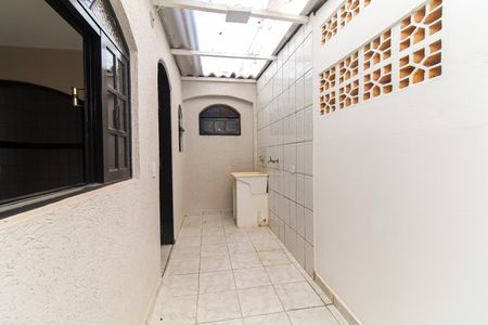 Casa para alugar com 37m², 1 quarto e 1 vaga Casa para alugar com 37m², 1 quarto e 1 vagaÁrea de Serviço