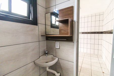 Casa para alugar com 37m², 1 quarto e 1 vaga Casa para alugar com 37m², 1 quarto e 1 vagaBanheiro Social