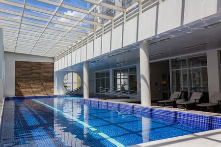 Apartamento à venda com 34m², 1 quarto e 1 vaga Apartamento à venda com 34m², 1 quarto e 1 vagaÁrea comum - Piscina