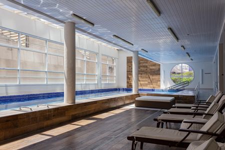 Apartamento à venda com 34m², 1 quarto e 1 vaga Apartamento à venda com 34m², 1 quarto e 1 vagaÁrea comum - Piscina