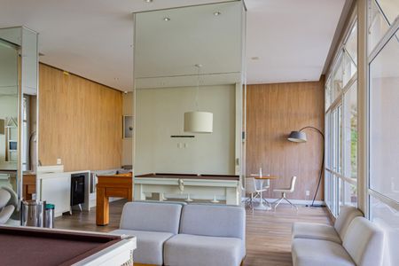 Apartamento à venda com 34m², 1 quarto e 1 vaga Apartamento à venda com 34m², 1 quarto e 1 vagaÁrea comum - Sala de Jogos