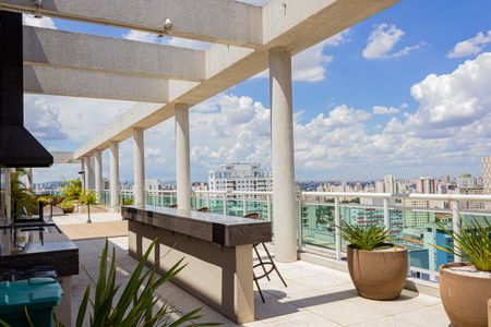 Apartamento à venda com 34m², 1 quarto e 1 vaga Apartamento à venda com 34m², 1 quarto e 1 vagaÁrea comum - Churrasqueira