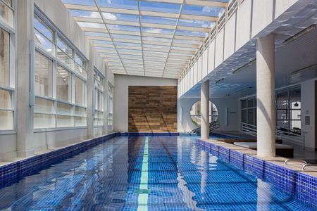 Apartamento à venda com 34m², 1 quarto e 1 vaga Apartamento à venda com 34m², 1 quarto e 1 vagaÁrea comum - Piscina