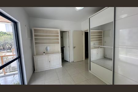 Apartamento à venda com 78m², 2 quartos e 2 vagasSuíte
