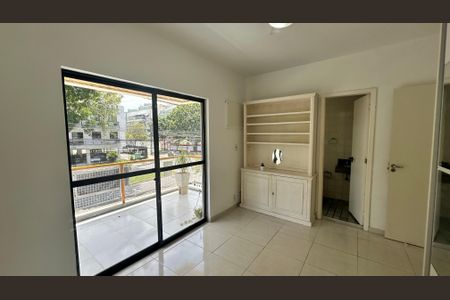 Apartamento à venda com 78m², 2 quartos e 2 vagasSuíte