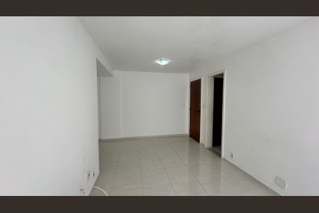 Apartamento à venda com 78m², 2 quartos e 2 vagasSala