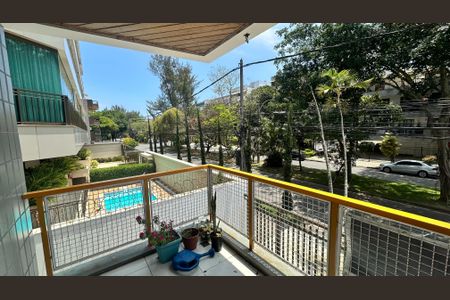 Apartamento à venda com 78m², 2 quartos e 2 vagasVaranda