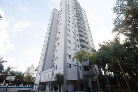 Apartamento para alugar com 72m², 3 quartos e 1 vaga Apartamento para alugar com 72m², 3 quartos e 1 vagaFachada
