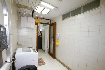 Apartamento à venda com 179m², 3 quartos e 2 vagasÁrea de Serviço