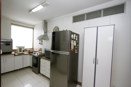 Apartamento à venda com 179m², 3 quartos e 2 vagasCozinha