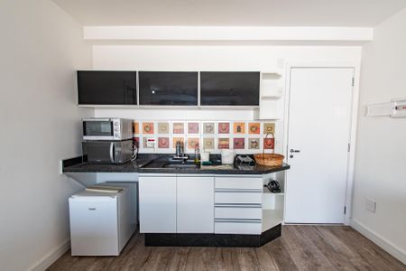 Apartamento à venda com 32m², 1 quarto e 1 vaga Apartamento à venda com 32m², 1 quarto e 1 vagaStudio