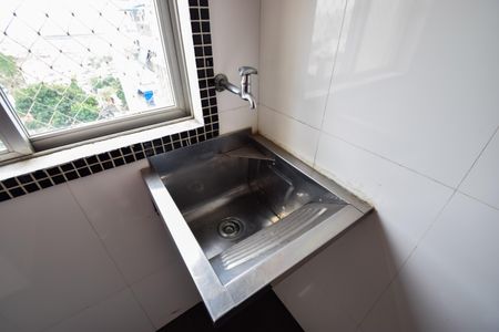 Apartamento à venda com 60m², 2 quartos e 1 vaga Apartamento à venda com 60m², 2 quartos e 1 vagaÁrea de Serviço