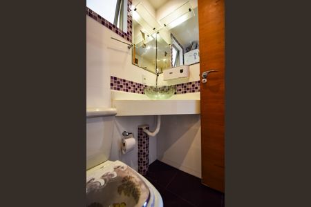 Apartamento à venda com 60m², 2 quartos e 1 vaga Apartamento à venda com 60m², 2 quartos e 1 vagaBanheiro