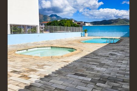 Apartamento à venda com 60m², 2 quartos e 1 vaga Apartamento à venda com 60m², 2 quartos e 1 vagaÁrea comum - Piscina