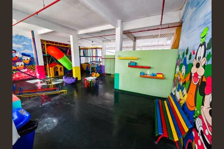 Apartamento à venda com 60m², 2 quartos e 1 vaga Apartamento à venda com 60m², 2 quartos e 1 vagaÁrea comum - Playground