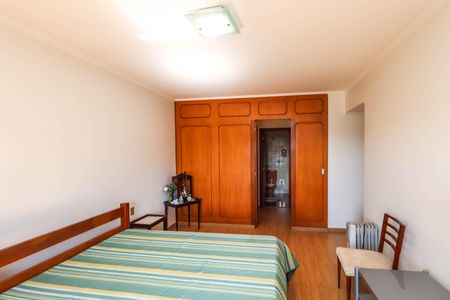 Apartamento à venda com 220m², 3 quartos e 3 vagasSuíte 3