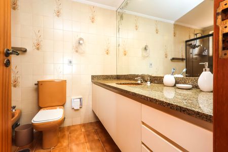 Apartamento à venda com 220m², 3 quartos e 3 vagasBanheiro da Suíte 3