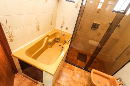 Apartamento à venda com 220m², 3 quartos e 3 vagasBanheiro da Suíte 3