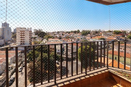 Apartamento à venda com 220m², 3 quartos e 3 vagasVaranda da Sala 2